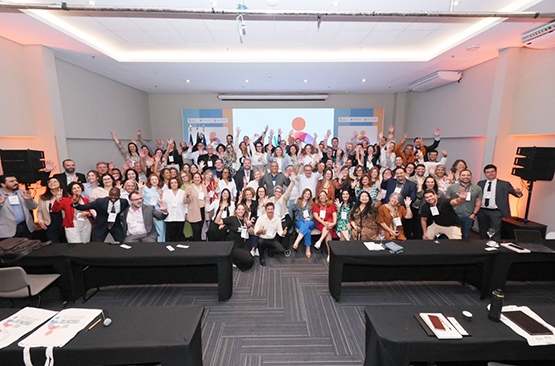 Grupo que participou do último dia do Educontas. Foto: Marília Auto.